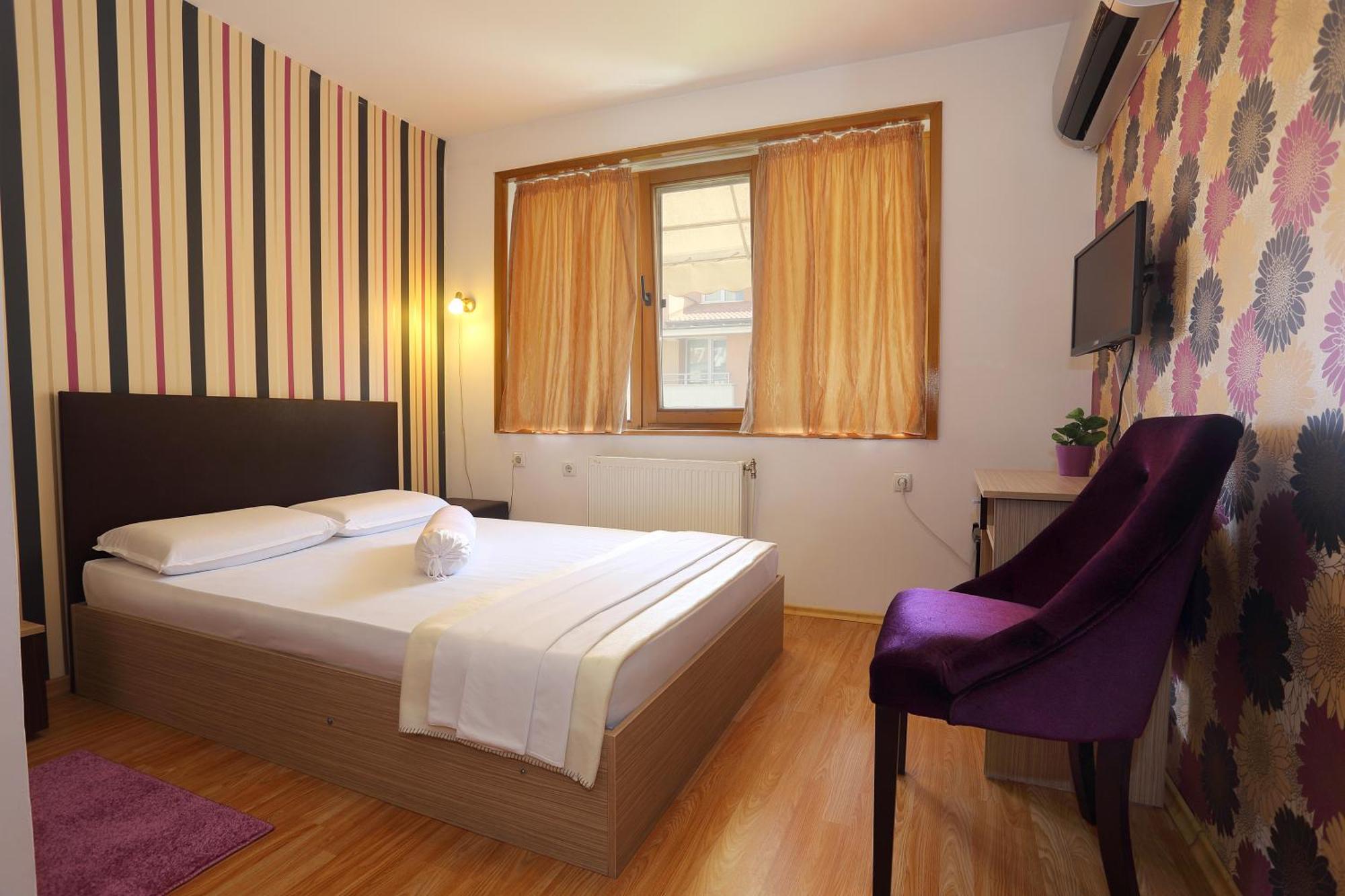 Family Hotel Amor รูเซ ภายนอก รูปภาพ
