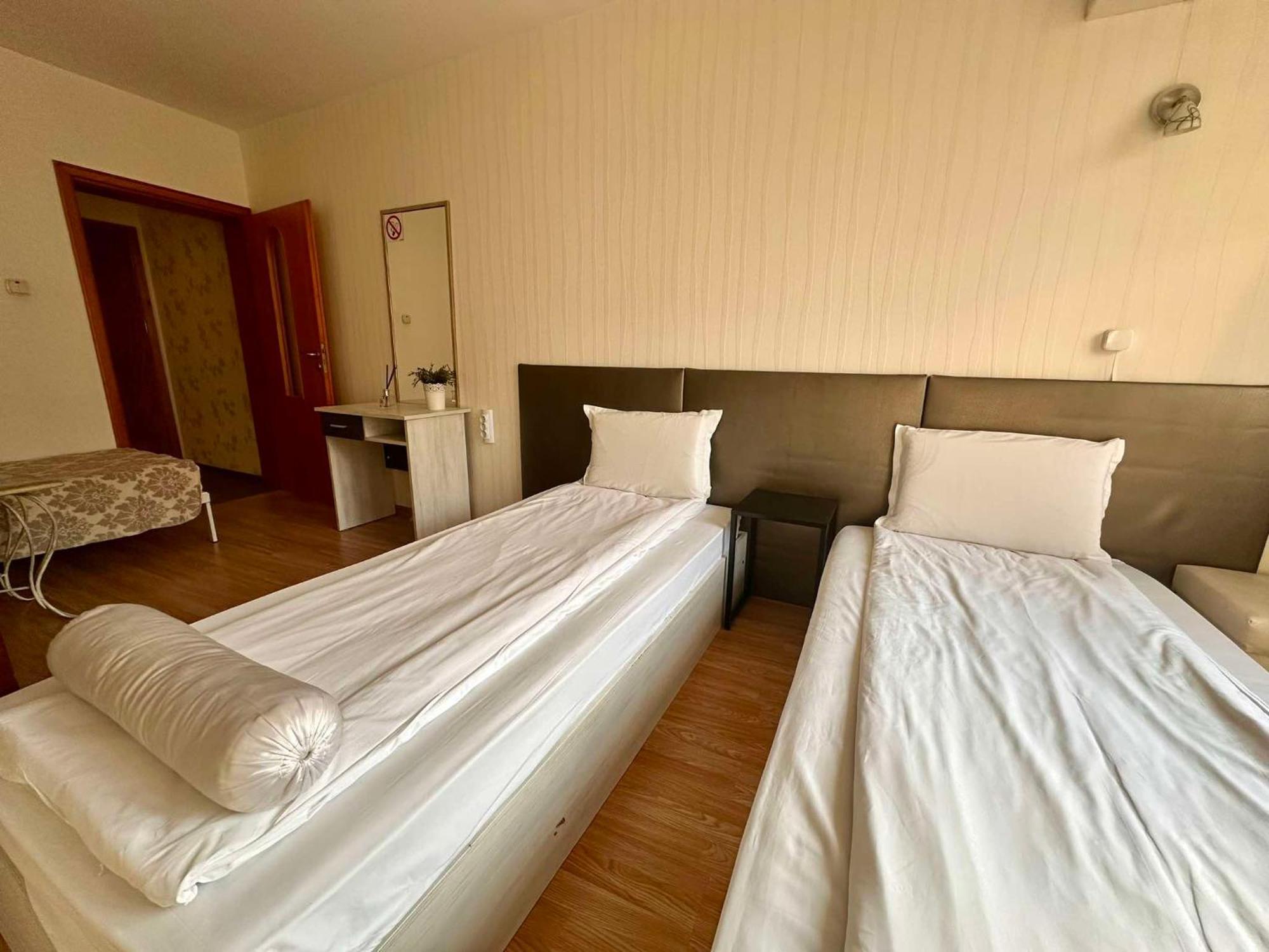Family Hotel Amor รูเซ ภายนอก รูปภาพ