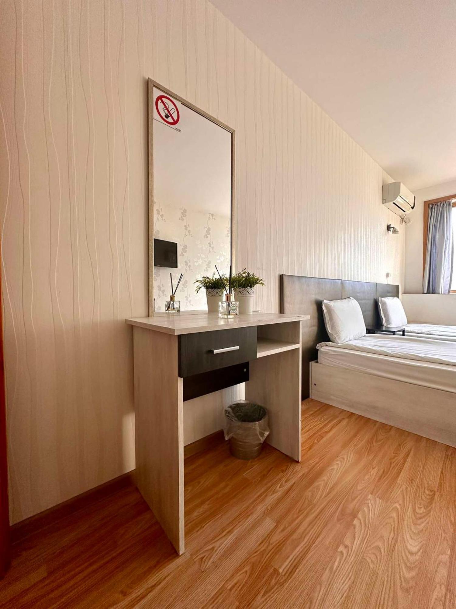 Family Hotel Amor รูเซ ภายนอก รูปภาพ