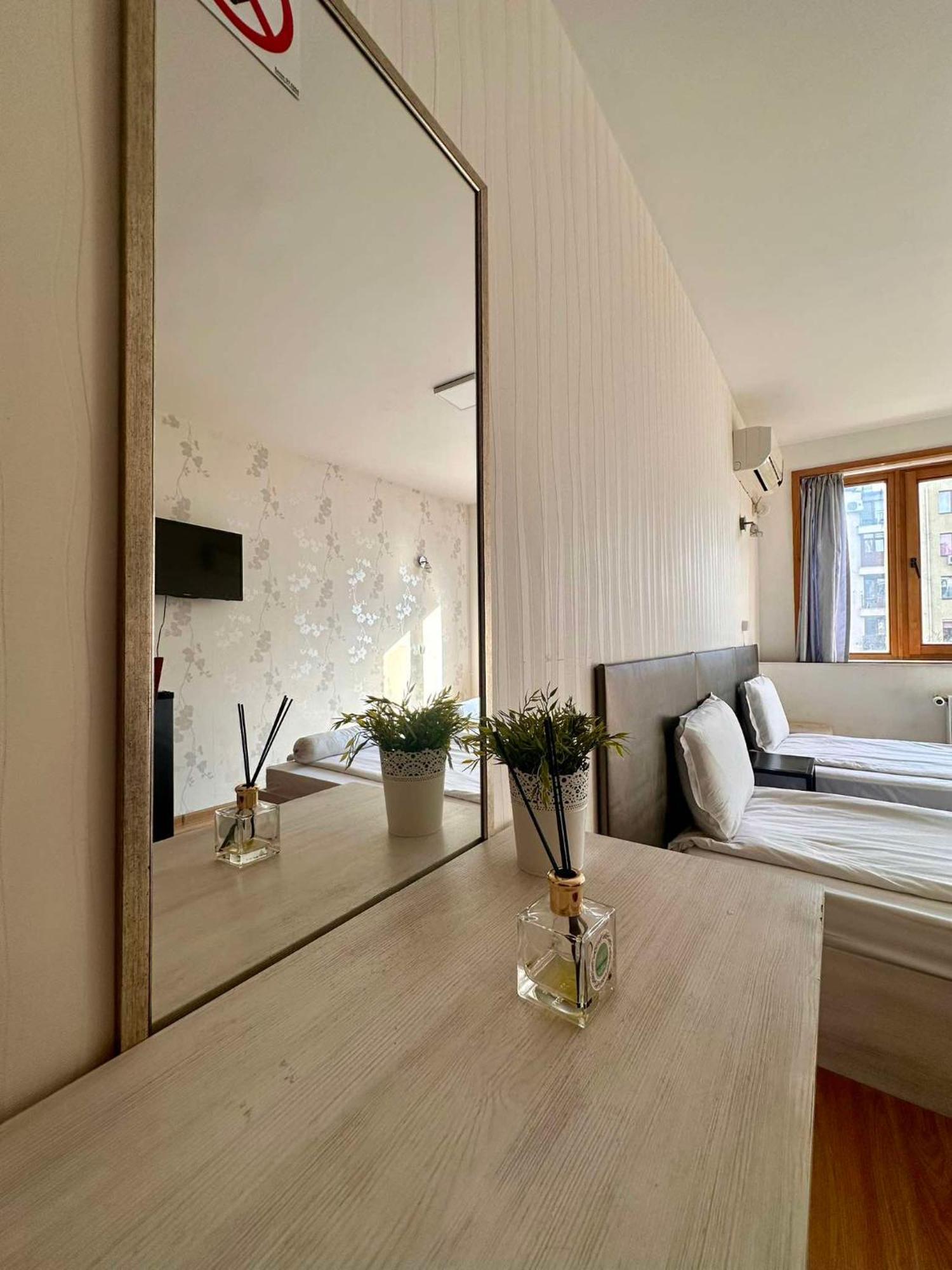 Family Hotel Amor รูเซ ภายนอก รูปภาพ
