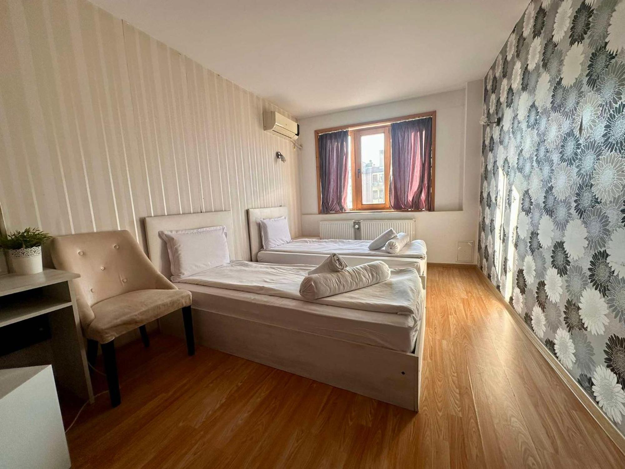 Family Hotel Amor รูเซ ภายนอก รูปภาพ